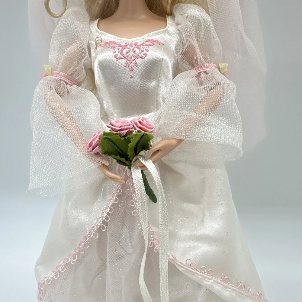Barbie 12 Dancing Princesses Genevieve Gets Married Wedding Doll Original Shoes